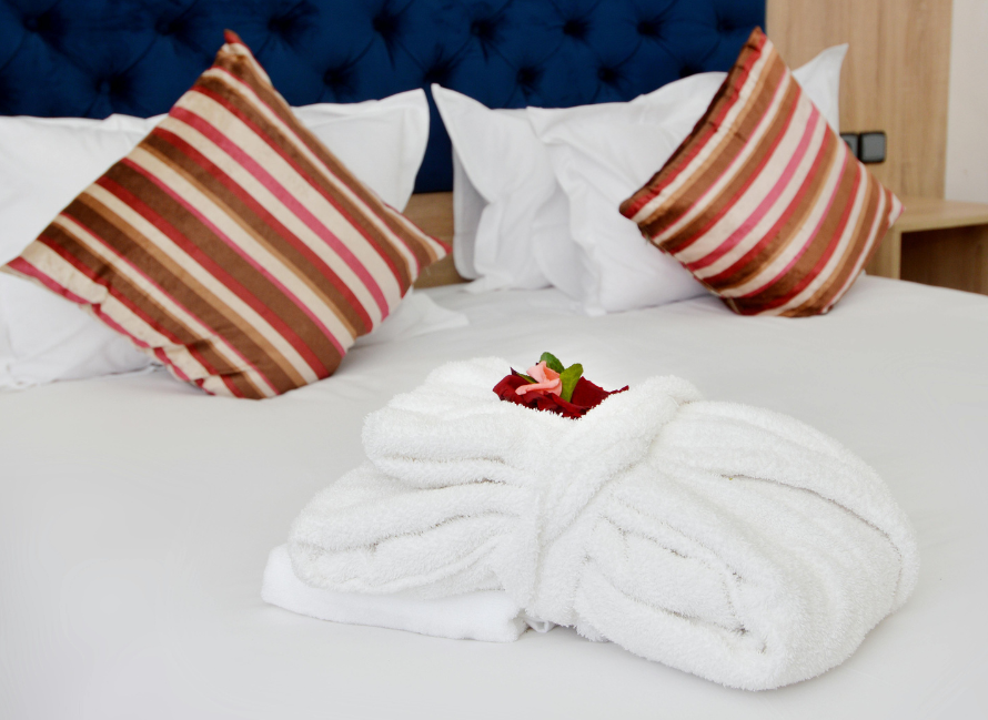 Turndown chocolate & Evening Amenities
